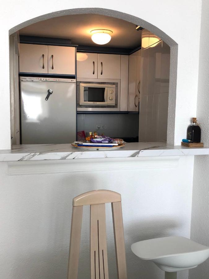 Home Away In The Heart Of Town ตอร์เรโมลิโนส ภายนอก รูปภาพ